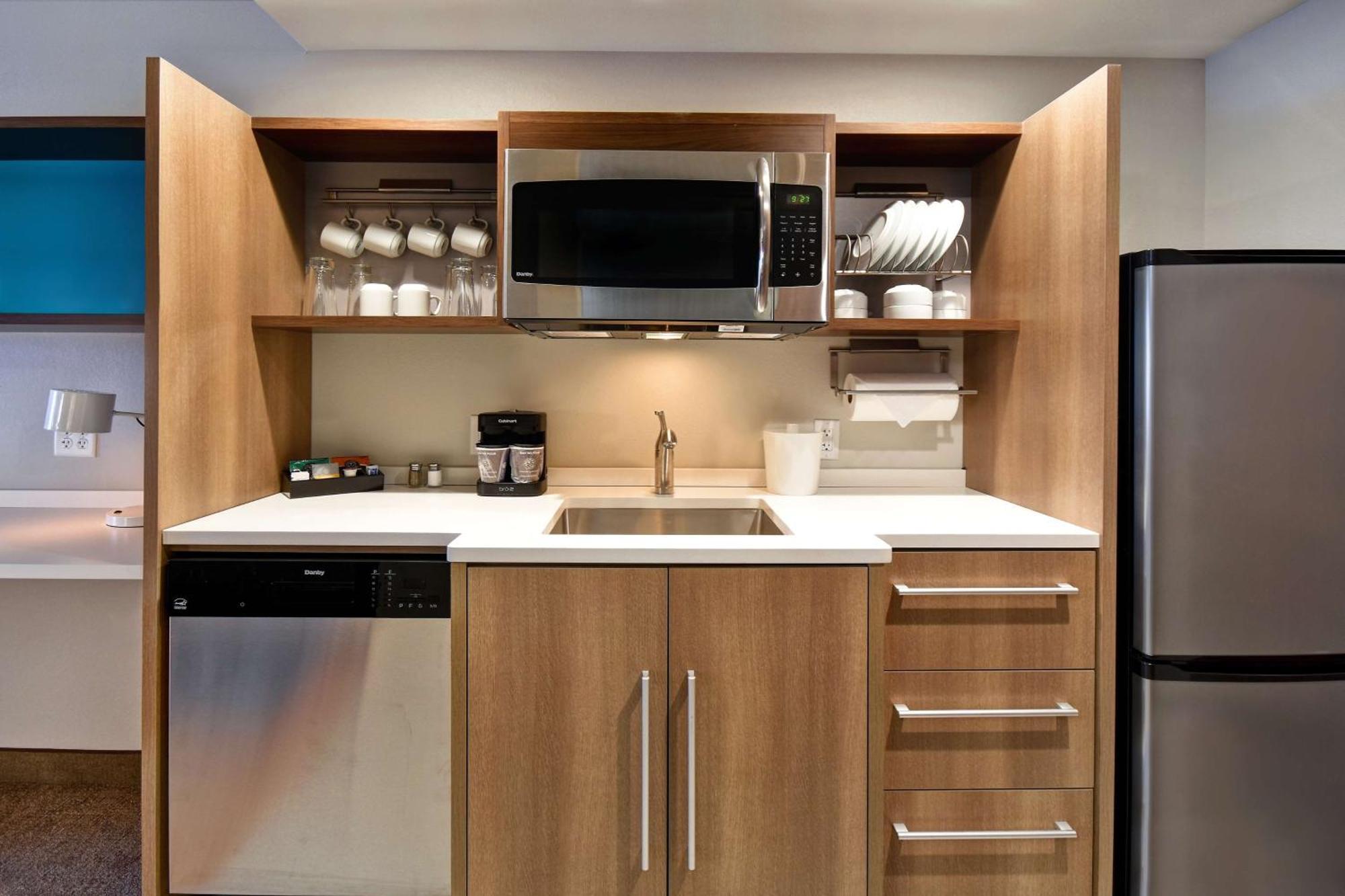 Home2 Suites By Hilton Bowling Green, Oh Экстерьер фото